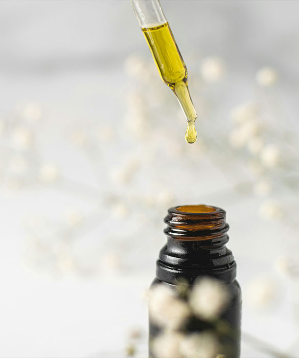 Ätherische Öle - Angelina Kronberger am Achensee in Tirol - Kräuter Herz